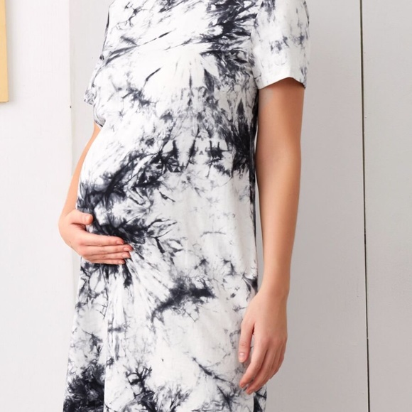 MATERNITY tie dye side slit short sleeve midi dres - Picture 2 of 6